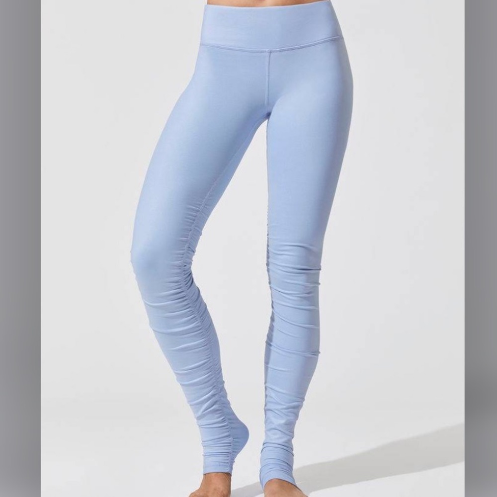 NWT Alo Yoga idol legging